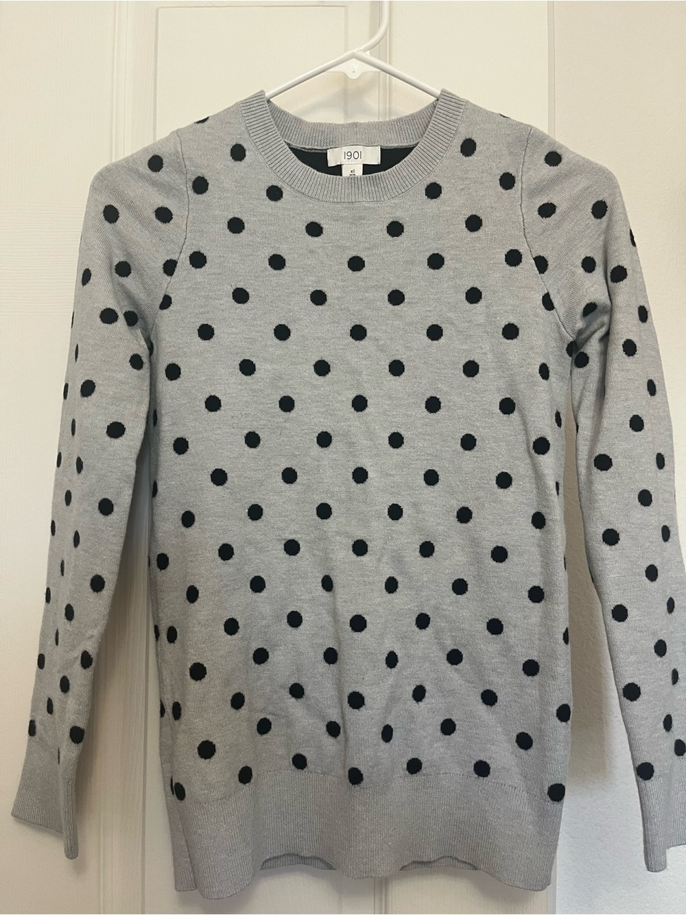 1901 Girls' Light Gray Sweater with Black Polka Dots